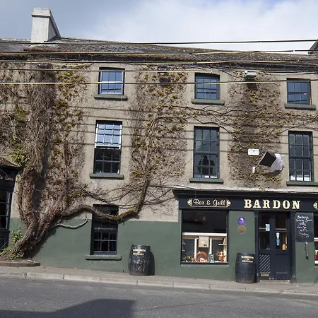 The At Bardons *