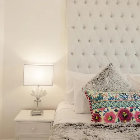 The At Bardons * Kilcullen