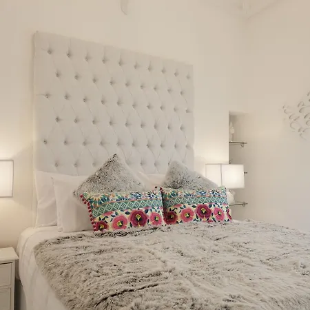 The At Bardons Lodge Kilcullen