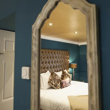 The At Bardons * Kilcullen