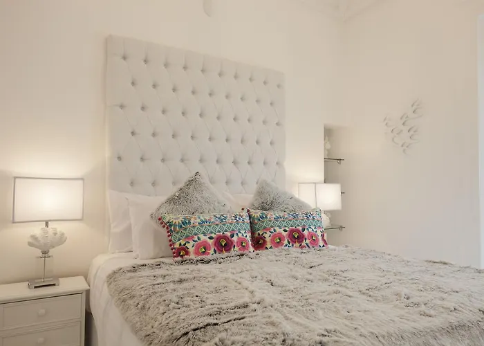 The At Bardons Hytte Kilcullen