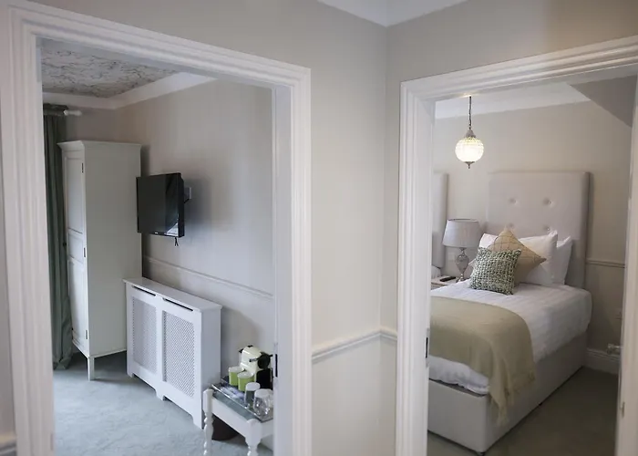 The At Bardons * Kilcullen